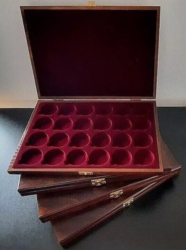 Wooden silver gold coin tray - silver,