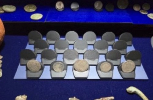 Coin display tray - 28,