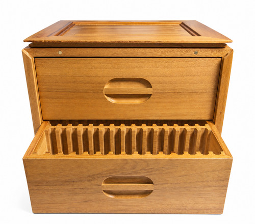 Hardwood display box for x90 - for,