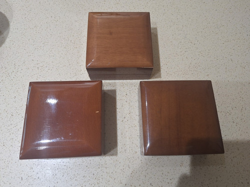 Coin display wooden - 3, x